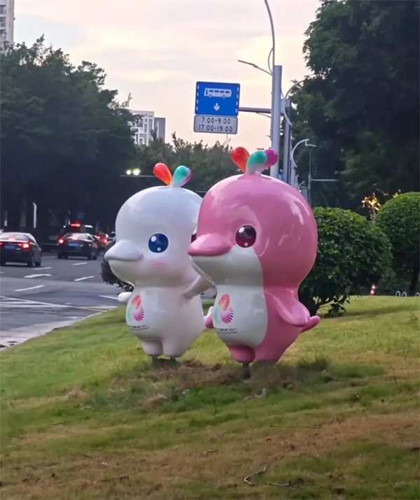 全运会吉祥物“大湾鸡”全网刷屏:以中华白海豚为原型