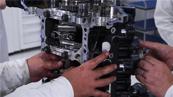 发动机热效率都快到50%了!别吹了 我看得头疼