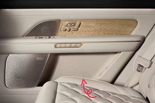 绝杀:蔚来如何挥出“起死回生”的一击