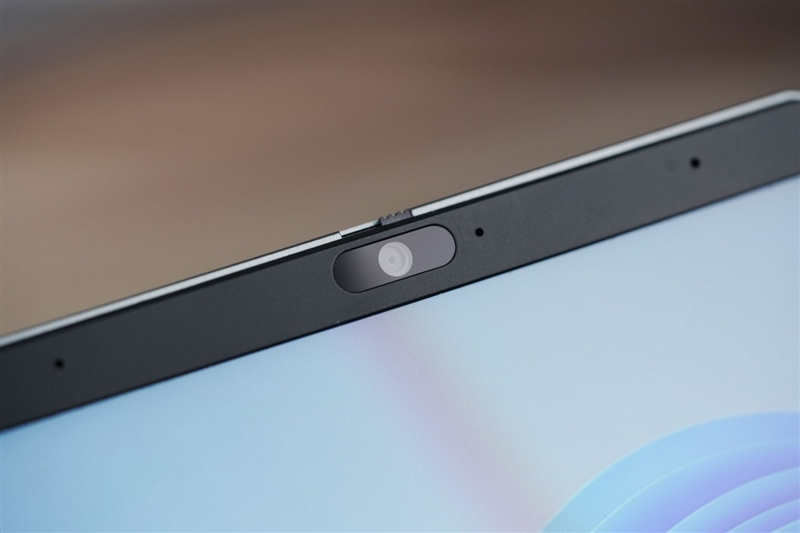 奥睿科Obook超能本评测：外设龙头的跨界作品 设计独特充满品牌特点