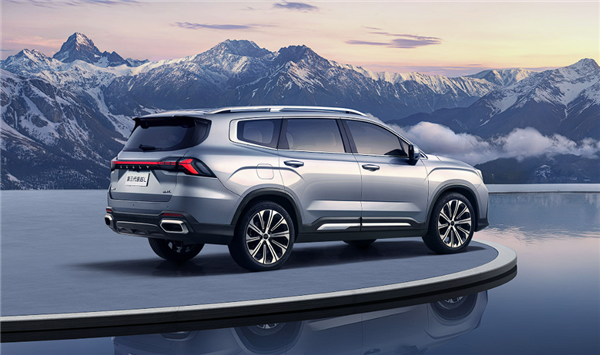 真便宜大碗 新款吉利豪越L上市：不到9万买中型SUV