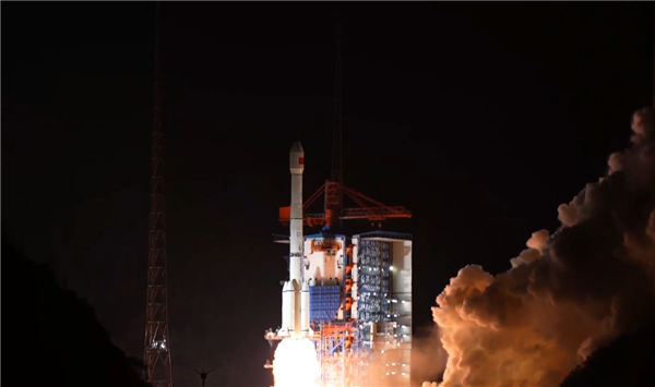 长征火箭创一日三发新纪录!我国成功发射通信技术试验卫星二十二号