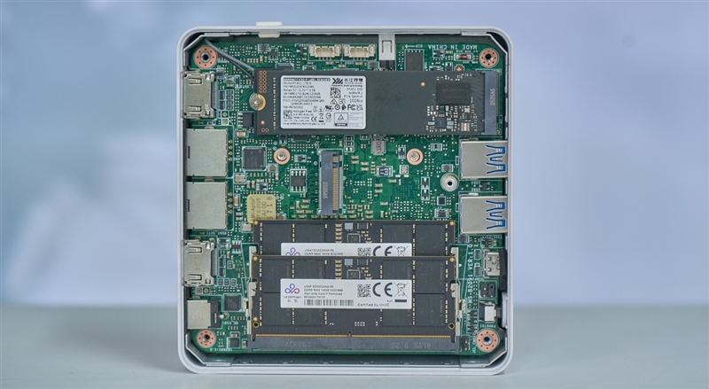 微星 Cubi NUC AI迷你电脑磁盘性能测试：为什么说长江存储PC411是优秀的OEM SSD
