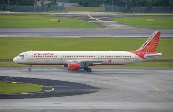 印度籍波音777飞行员意图酒驾吓坏加拿大：要求严查