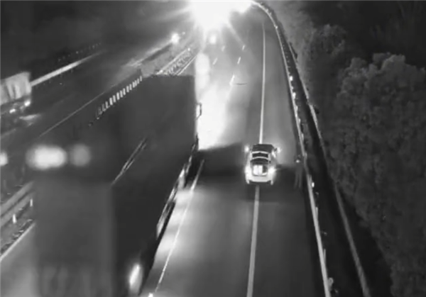 电动车第一次春运就趴窝！车主：表显400km续航 才跑100公里就没了